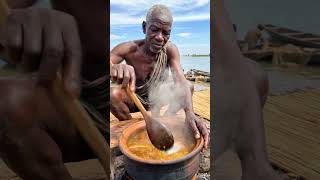 Cooking Giant Catfish Soup on the Niger River! 🔥 #WildfireFeast #ShortsViral #TribalFeast