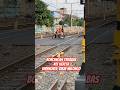 boncengan t3rabas rel kereta endingnya  bikin melongo😱 #kereta #videoviral