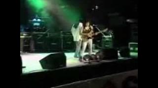Berjalan Malam_Sweet Charity (Konsert Sejuta Wajah 1996)