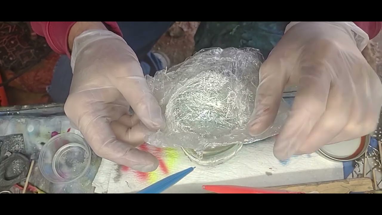 How I clear coat a lot of baits. Phone died at the end. 