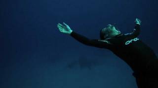 WEIGHTLESS - Emotional Freediving