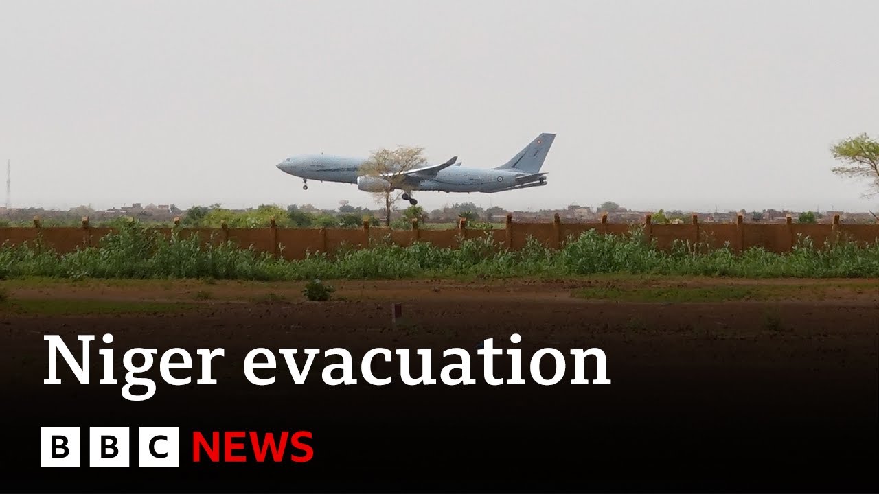 Niger: France starts evacuation flights after coup – BBC News