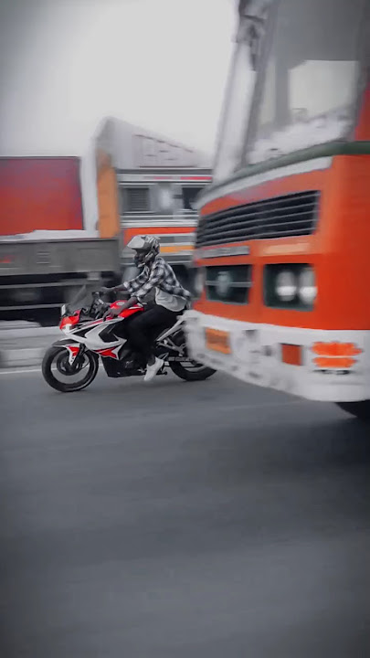 King 👑 of the 200 CC Bajaj Rs200🔥❤️‍🔥 #bikelover #zara #rs200 #rs200lover #viral #love #rs200lovers
