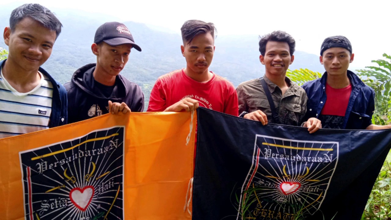 BUKIT BURANG (Nanga Taman, Kabupaten Sekadau) - YouTube