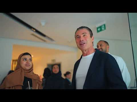 مكتب جديد وبداية جديد وآفاق لا حدود لها