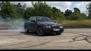 BMW e39 540i M5 drift slide