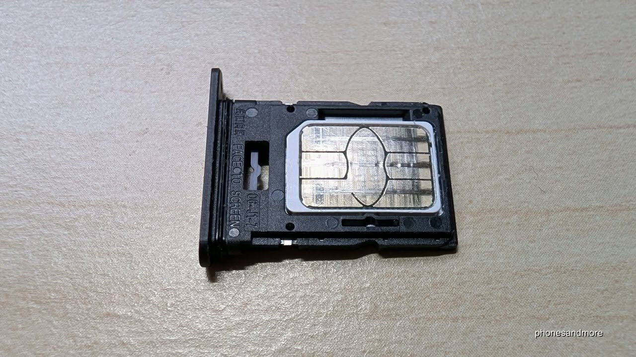 Redmi Note 15: How to insert the SIM card? Installation of the nano SIM cards (Tutorial)