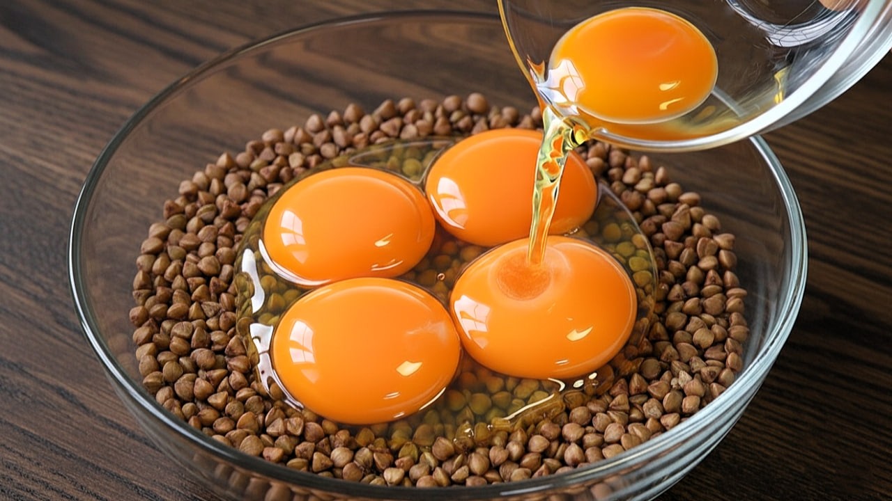 Гречка с яйцами лучше мяса! Простой рецепт на сковороде.