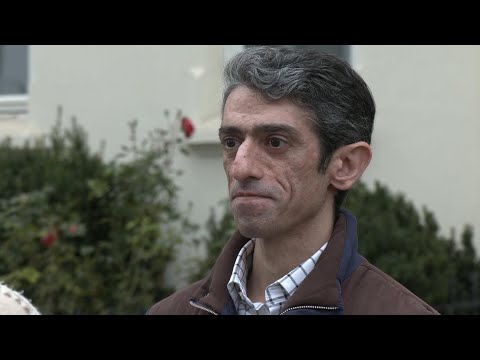 برادر نرگس محمدی امیدوار است که برنده شدن جایزه صلح نوبل به خواهرش و دیگر فعالان قدرت بدهد 