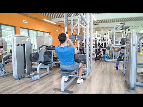Eccentric Lat Pull Down Alternative Grip | Machine | Strength and Conditioning Exercises