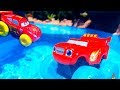 Машинки на пляже и в воде 🔴Прямой Эфир с игрушками