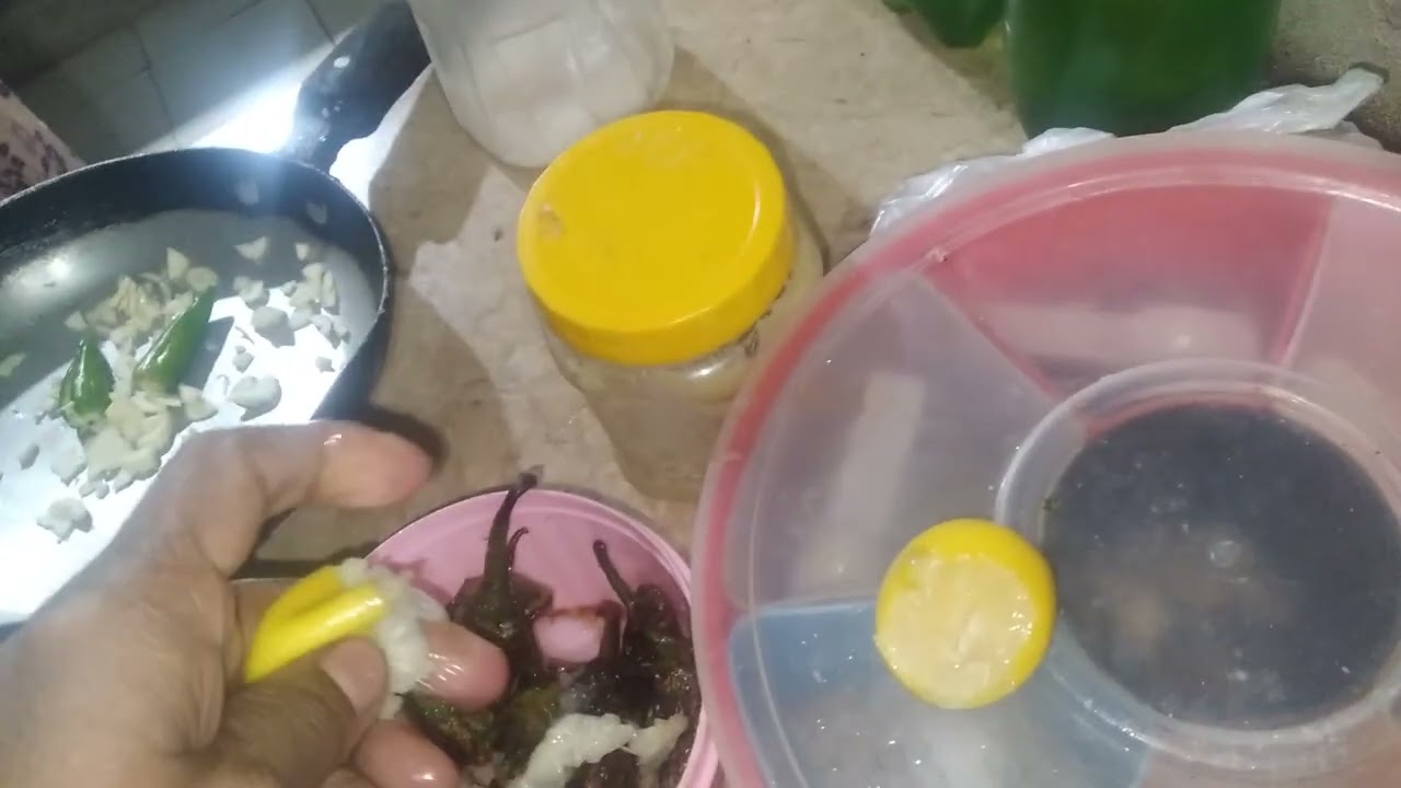 Beti na aj khana m bohat mazedar daal chawal or merch farai banai zaib famliy vlog