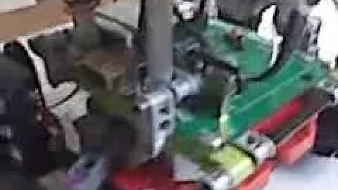 Details BS2 Tracked Lego Robot V.1