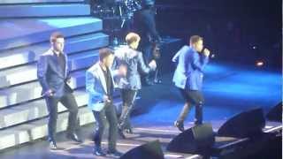 Westlife @ The O2 - Ain't That A Kick In The Head (12/05/2012)