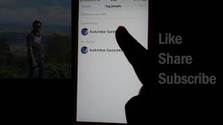 How to tag friends in a post in Facebook iOS or iPhone app screenshot 4