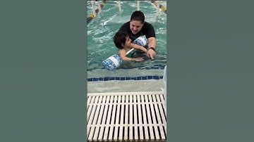 🧿LocCourtesy:FossSwimSchool #FirstDayFirstTimeFirstSwim