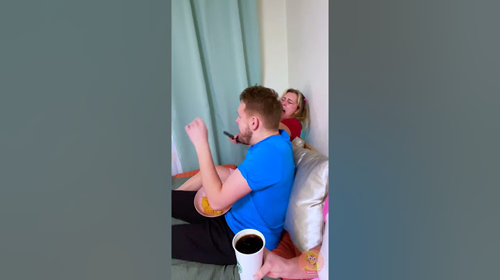 ¡La Hilarante Broma de la Mano en Mi Café! 🤚☕