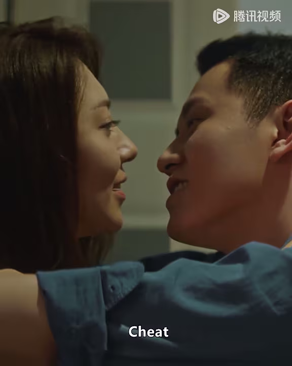 情到浓时，陆萧直接把未婚妻推倒在床！#通天塔 #Babel #秦俊杰 #邓家佳