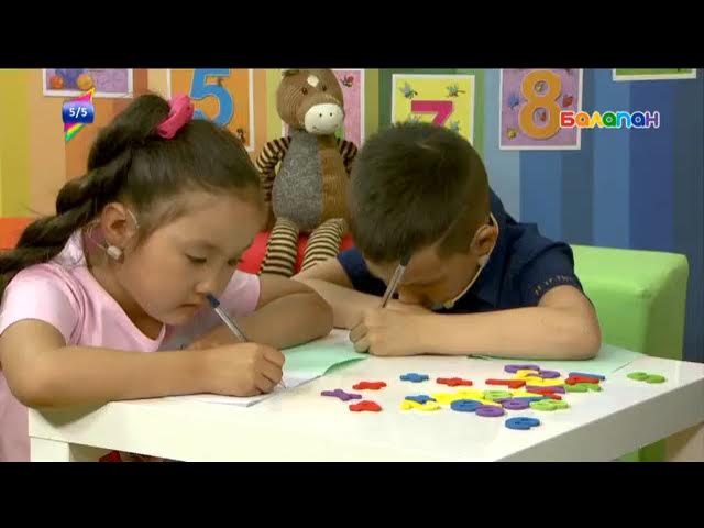 Үш жігіт трахают бір балапан секс видео Күн шуақты жағажай секс эротикалық фильм