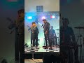 Encontro de gerações no palco
