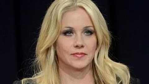 Christina Applegate Opens Up About Life After Doub...