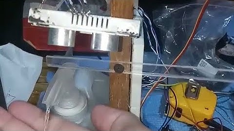 Touchless Alcohol dispenser. (DIY)