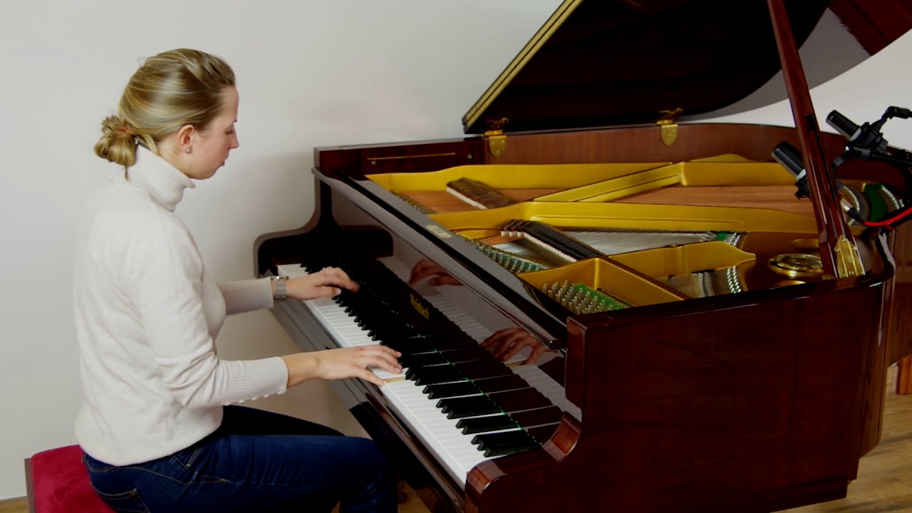 Puttin' On The Ritz - Irving Berlin - by Gabi (piano cover)