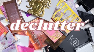 MY BIGGEST DECLUTTER EVER! *face palettes* | Paige Koren