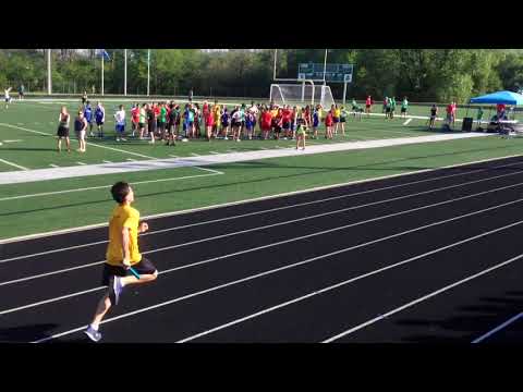 Whitnall Middle School 4x200 Relay