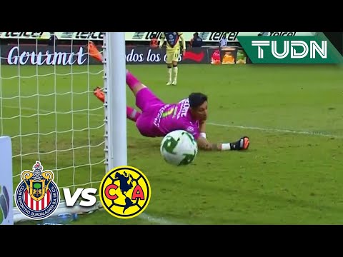 ¡Qué tiro! Córdova casi anota un gran gol | Chivas 0-0 América | Guard1anes 2020 Liga BBVA MX | TUDN