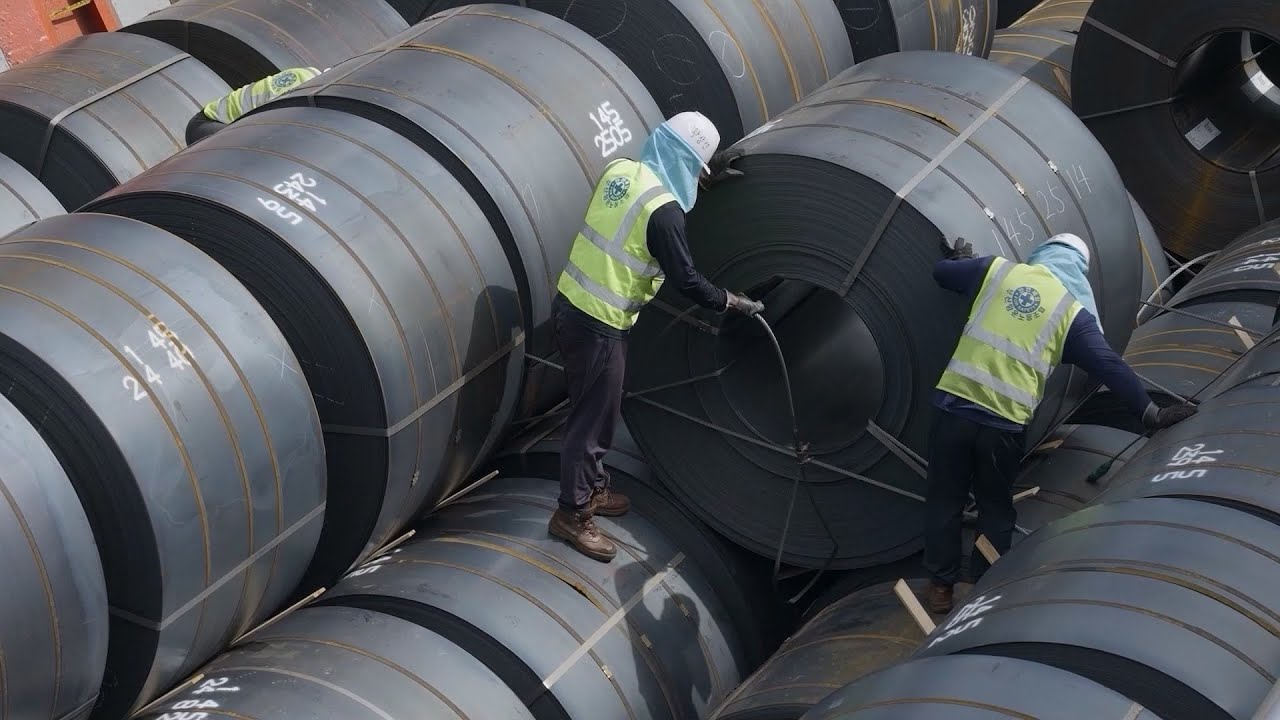 7,000톤 녹슨코일을 아연도금강판으로 만드는 과정. 12만평 규모의 부산 컬러강판 공장｜철따라 시간따라 Ep.1