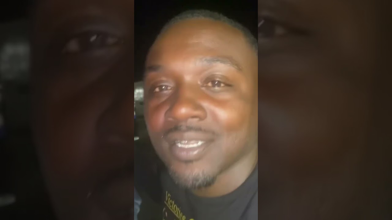 Sir V Wood & Chicago Producer Paris Beuller In Phoenix Arizona With Good Vibes 🎥: @bouncevackweez