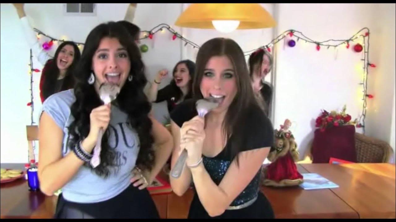 Santa Clause Is Coming To Town - cover by CIMORELLI (harmonies only) Santa Clause Is Coming To Town - cover by CIMORELLI (harmonies only)