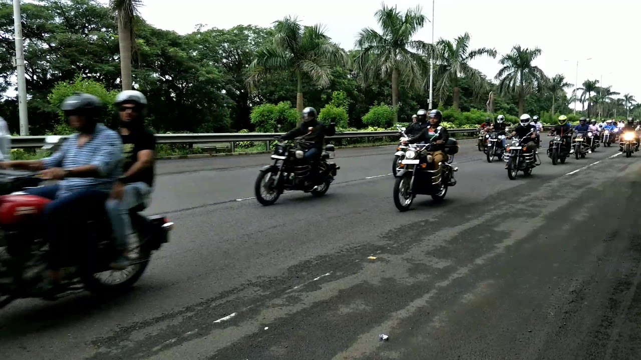 Royal enfield bikers rally at Palm Beach Navi Mumbai  on Independence​ day 2k17