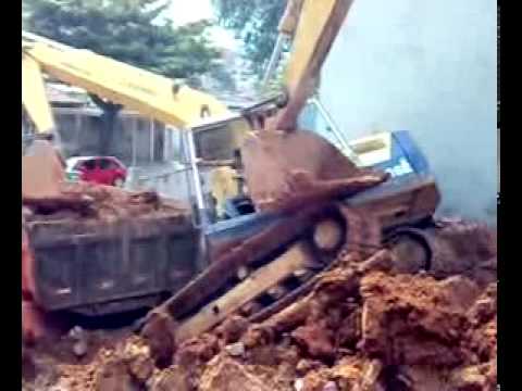 Digger excavator