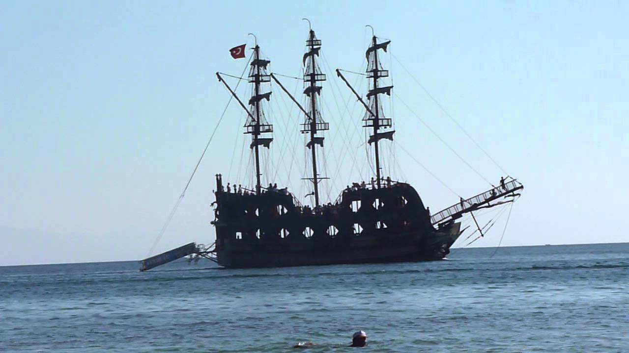 Pirate Ship Altinkum Turkey Youtube