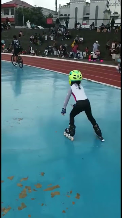 Main sepaturoda di lapangan merdeka sukabumi seru banget