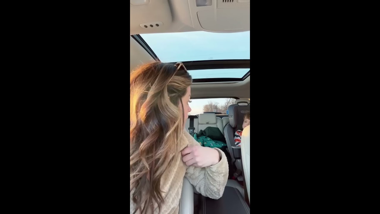 Wanna Know What Yelling In Sign Language Looks Like Keep Watching Wanna Know What Yelling In Sign Language Looks Like Keep Watching
