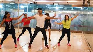 Chawki Tsunami | Zumba Fitness Choreography | Zin Suresh Resimi