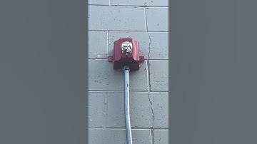 System sensor advance horn strobe