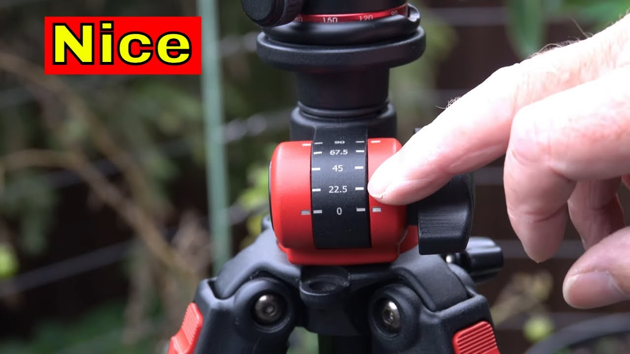 📸 Neewer Carbon Fibre Tripod Featuring a Monopod and Rotatable Centre