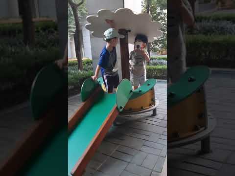 유치원생들 놀이 4살 6살 또래놀이 놀이터 남아 아들