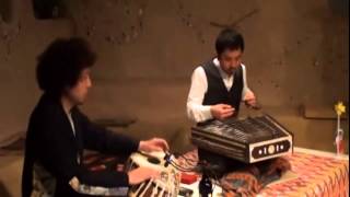 サントゥール奏者・新井孝弘、タブラ奏者・U-zhaanによる「北インド