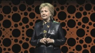 Hillary Clinton: April Ryan patronized by Sean Spicer