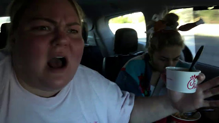 MUKBANG while road trippin (Impromptu)