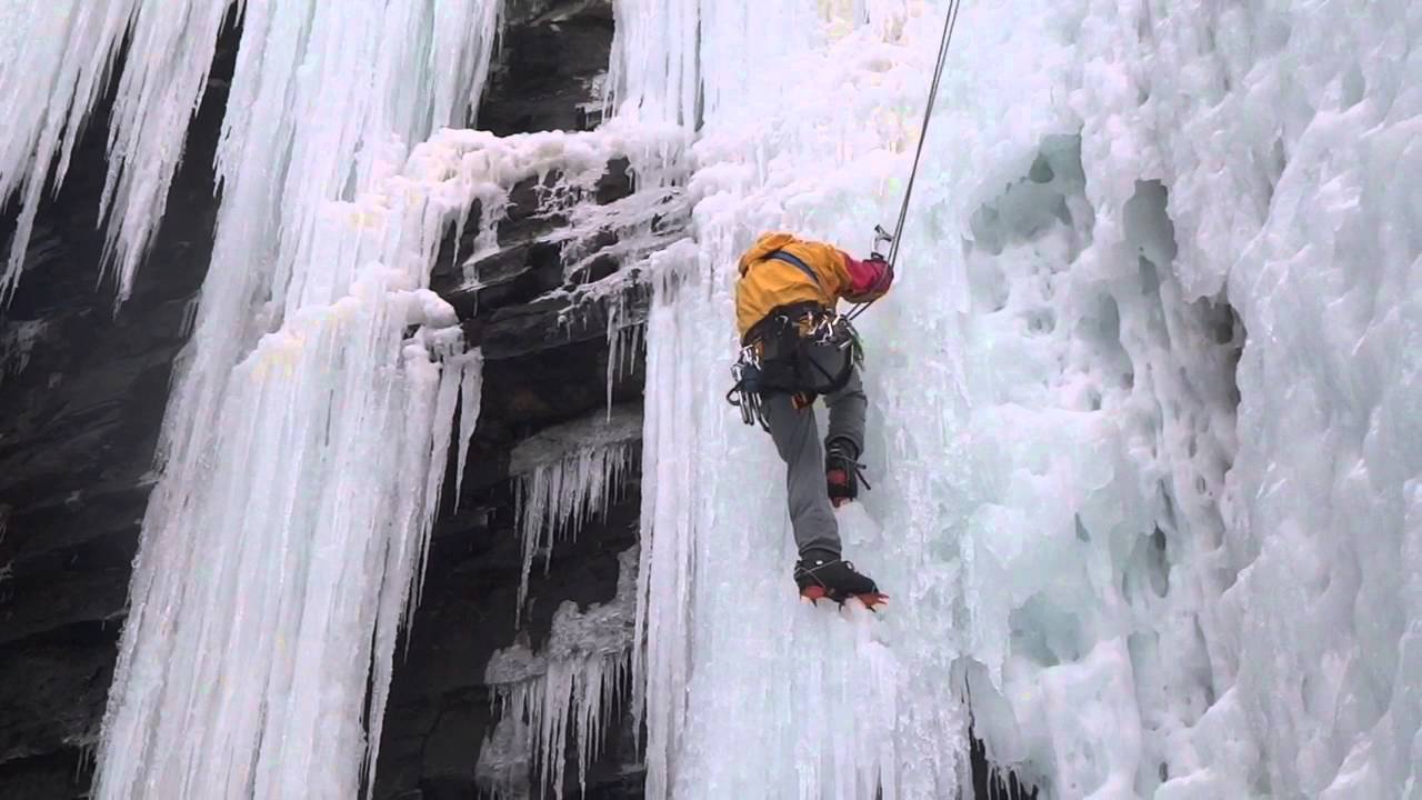 Johnston Canyon Ice Climbing
