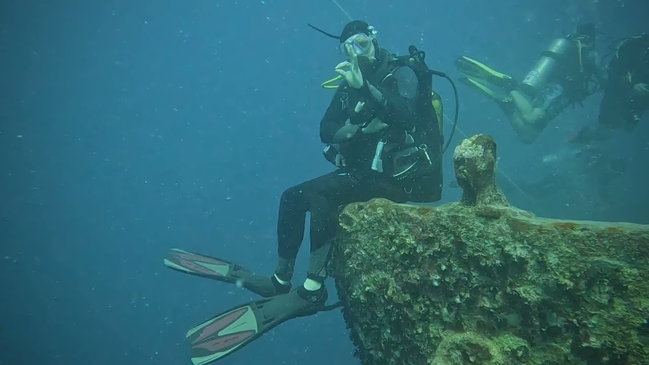 25 06 02 Egypt Thistlegorm wrek