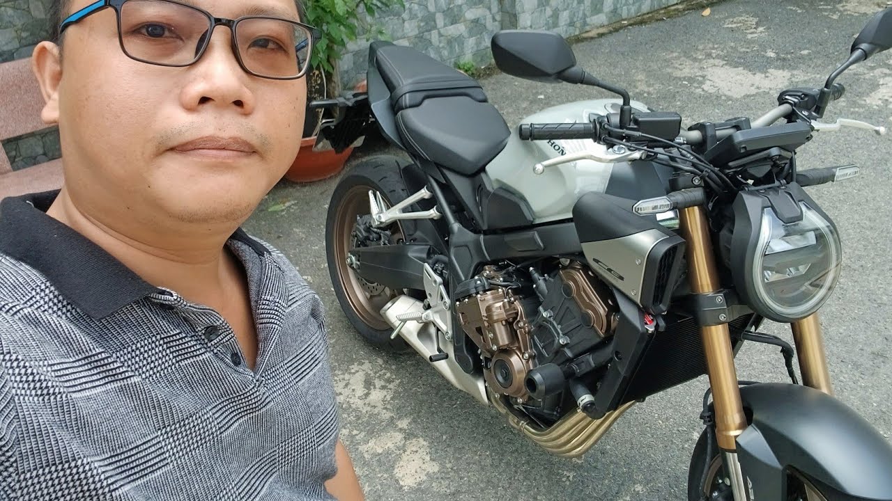 Hải Diễm Motor Vừa Được Ông Anh Chia Sẽ CB650r Mẫu Mới E-Clutch 2024 Odo Siêu Lướt 139km Chỉ 235tr