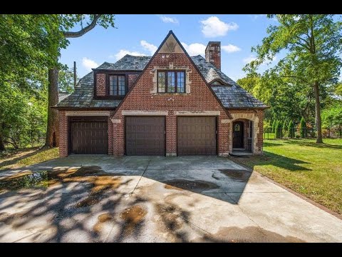 1701 Balmoral Drive, Detroit, MI home video tour