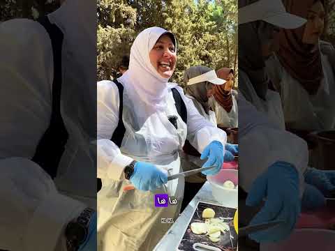 من لبنان حضرنا ٧٠ وجبة في ساعتين